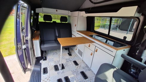 Volkswagen || 4x4 || Off grid || Bus camper