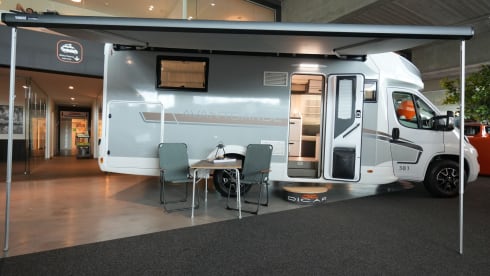4p McLouis semi-integrated uit 2025