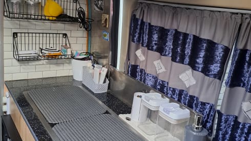 The Roving Badger – 2 Berth Peugeot  Boxer  LWB High Roof 2018 