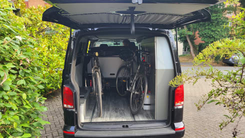 Bonnie – VW T6.1  Campervan Top Spec and Brand New Conversion