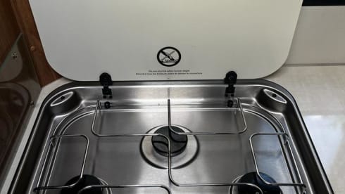 M&M – 5p Carado semi-integrated uit 2016