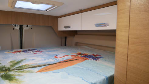 McLouis2, Bunk bed, 4 sleeping- 4 seats.