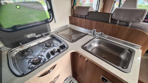 4p Bürstner semi-integrato del 2015