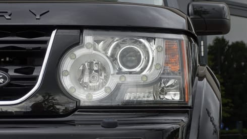 Disco – 2p Land Rover with roof tent 