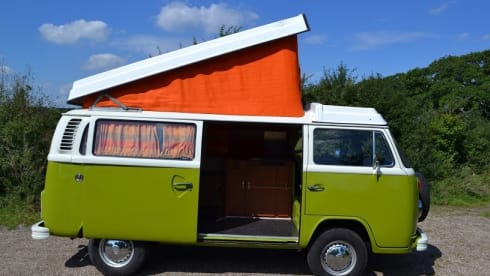 Retro VW T2B Camper droombus - technically top!