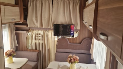 FLORA – MANSARDATO MC LOUIS 22