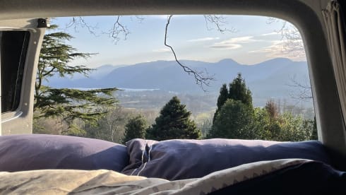 Atemberaubender VW Transporter T6 Highline Wohnmobil bereit für Ihre Abenteuer