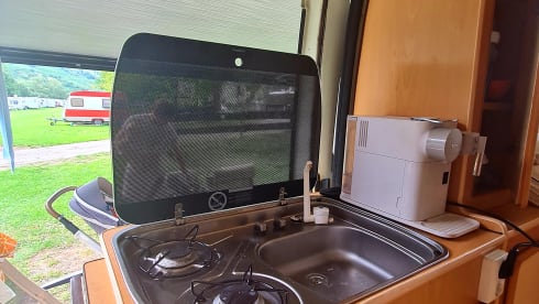 Chico – 4-Personen-Komplettbus mit Toilette, Schlafplätze für 2 Erwachsene + 1 Baby