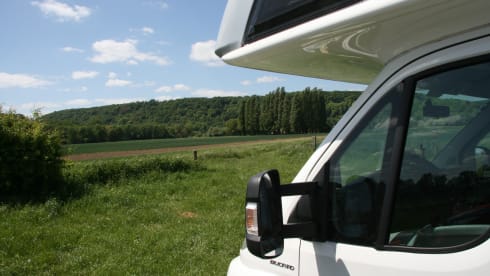 Mc Louis  – With the whole family on a camper trip!