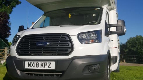Ford Zefiro 675 – 6 berth with 6 belted seats - Motorhome in Essex