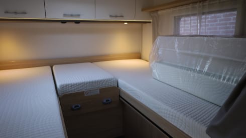 Vrij & Blij – Spacious Sunlight T66 with single longitudinal beds, year of manufacture 2019 with 150 hp (euro 6)