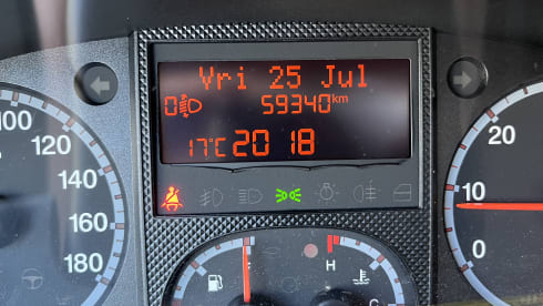 60.000 km – 6p Roller Team alcove uit 2013