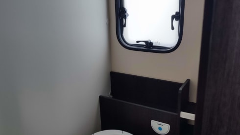 4p Ford semi-integrated from 2019