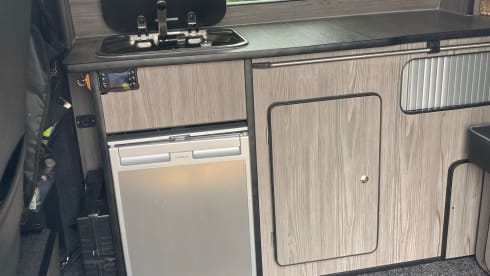 Dolly – 4 berth Volkswagen bus from 2007