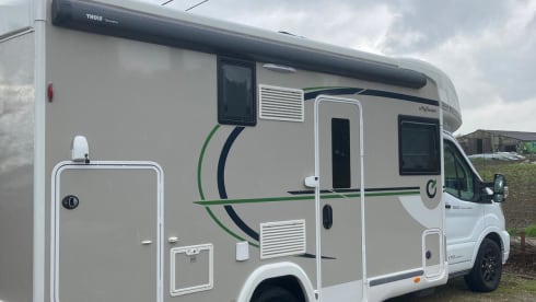 4p Chausson semi-integrated uit 2024