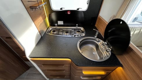 P726P  – 5p Pilote semi-integrato dal 2021