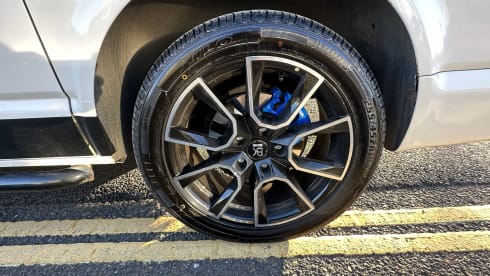 Metal  – 5 berth Volkswagen campervan from 2004