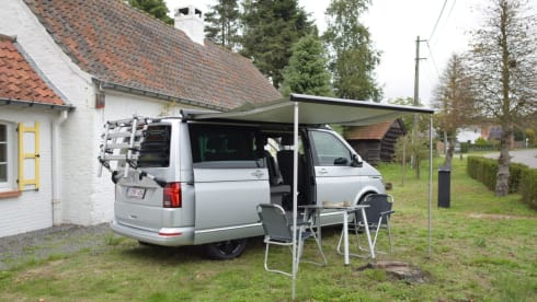 4 p 2022 Volkswagen California