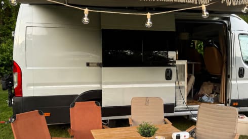 Camper Puck! – Luxe, hippe en zeer complete buscamper! Fiat Ducato L4