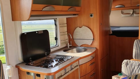 luxury hymer B514 with XXL garage