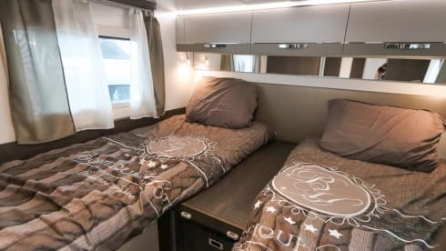 Nuovissimo Benimar Cocoon 463