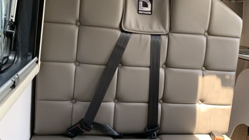 John The Dormobile – 4 berth Peugeot bus from 2022