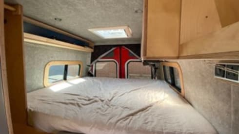Big Red – 3 berth Mercedes-Benz (Off Grid Solar ) Birmingham based