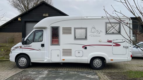 Mooie compacte camper 2/3 persoon