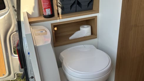 Off grid 2p VW with fixed toilet 