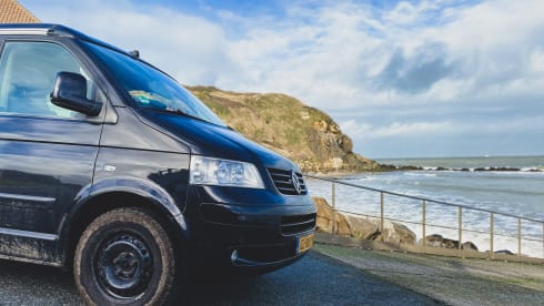 4p Volkswagen bus from 2005