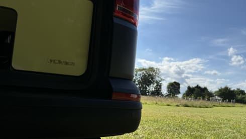 Van Tropez – New Conversion! Automatic VW Transporter w/5 seats