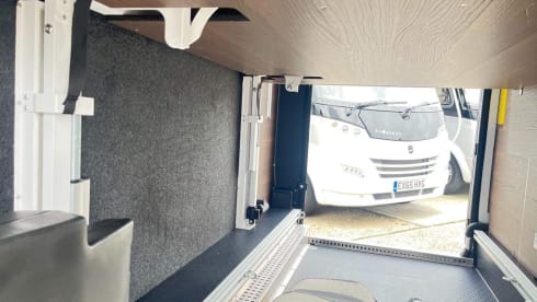 2022 Adria Matrix Supreme 670 SC 2.3