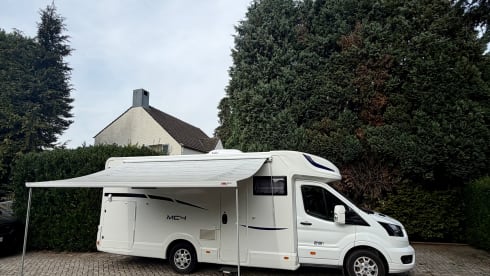 OK camper – 4p McLouis semi-integrated uit 2022