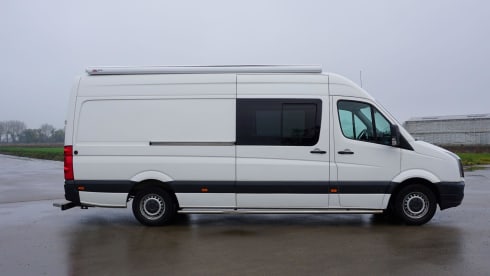 2p Volkswagen bus from 2014