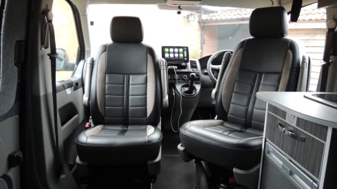 Luxury VW T5 Sportline Camper Van with 160w Solar Panel