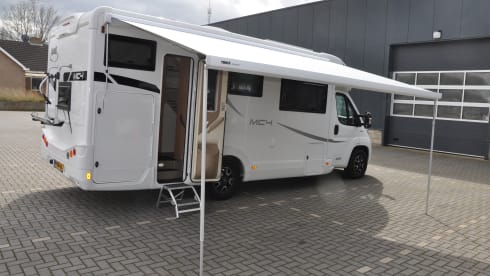 Zonnige zuiden – 6p McLouis semi-integrated uit 2020