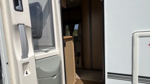 BARRY – 4 berth Fiat bessacar from 2009