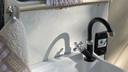 Tiny Finy Volkswagenbus Twente – Romantic, boutique Camper