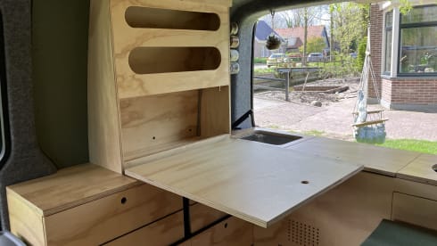 Experience adventures with Jip! 2p VW camper bus