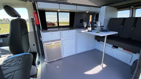 Bailey  – Luxury VW Campervan Hire