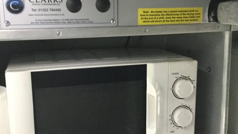 Caddyshack – Vauxhall Movana Umbau