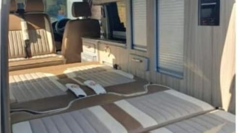Wally – 4 berth Volkswagen campervan from 2018  (leeds cross gates)