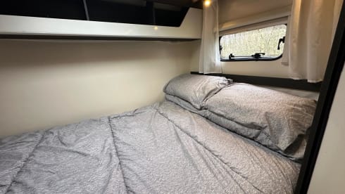 Wilderness – 6 berth Roller Team 690  Auto