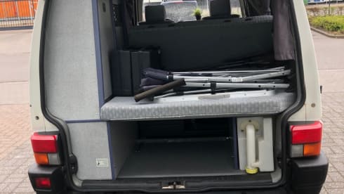 Road trip - VW T4 California with fixed sleeping roof