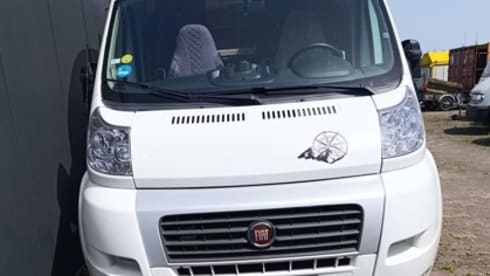 4p Fiat semi-integrated uit 2012