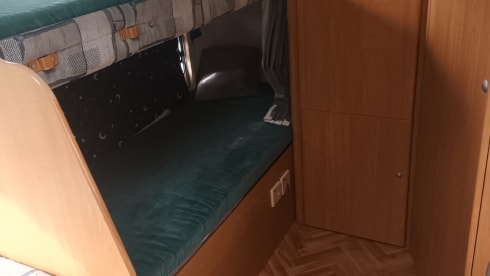 Limavady – 6 berth Peugeot alcove from 2001