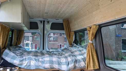 2p Mercedes-Benz campervan from 2011