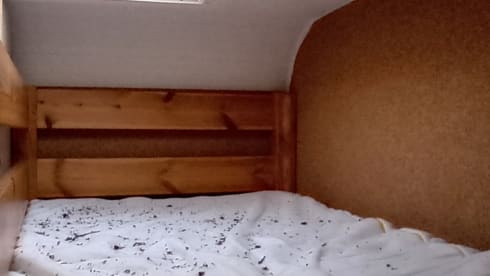 Globetrotter – 4p Dethleffs alcove uit 1993