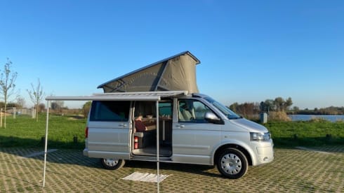 "Sacha"  – Vw Transporter 4 persons 