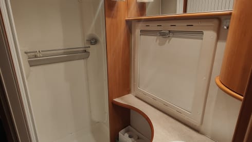 Pino – B Driving license Hymer Automatic 6p - On holiday with Pino 